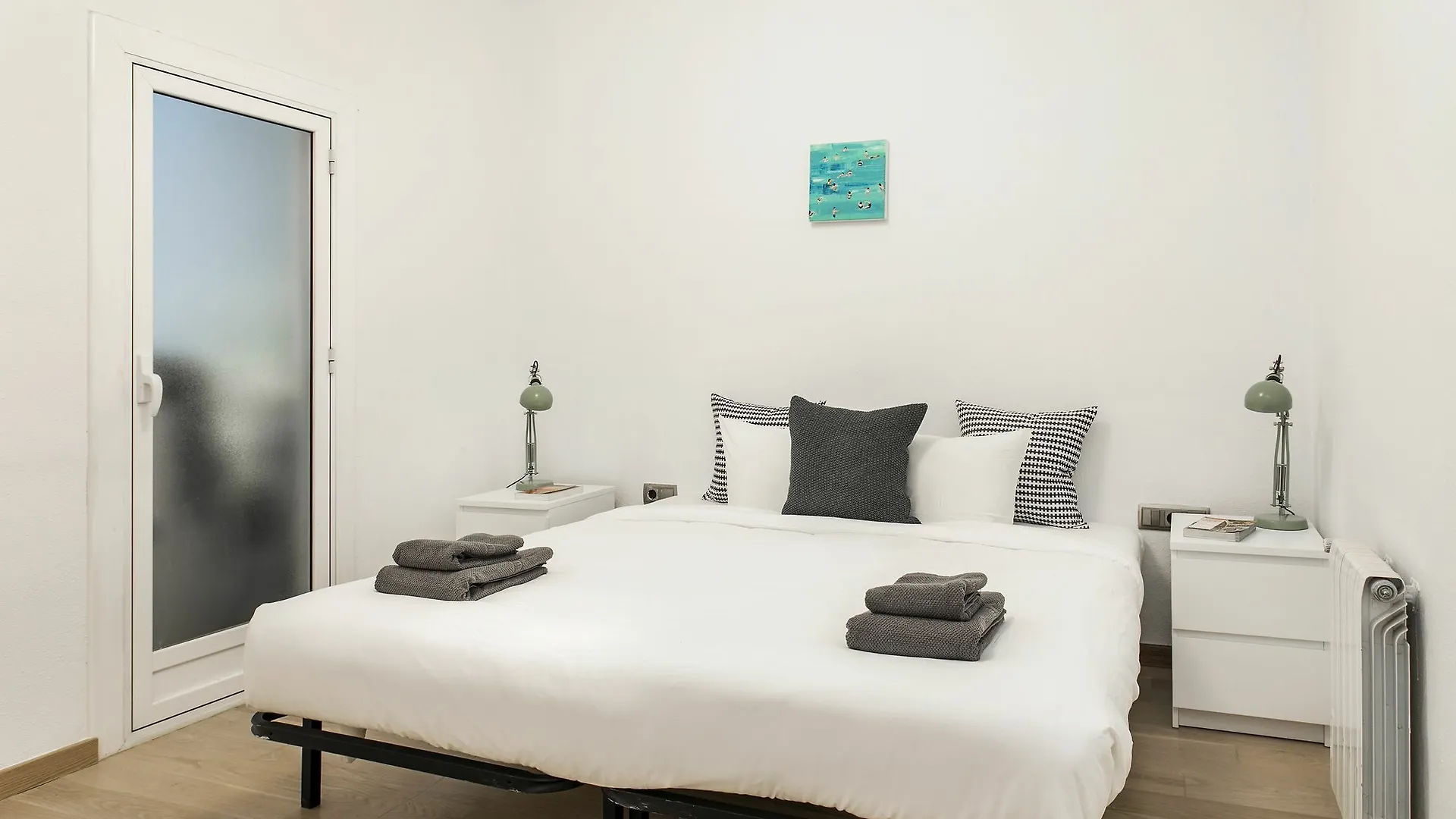 Beautiful Apt Next To The Sagrada Famila Barcelona Apartment