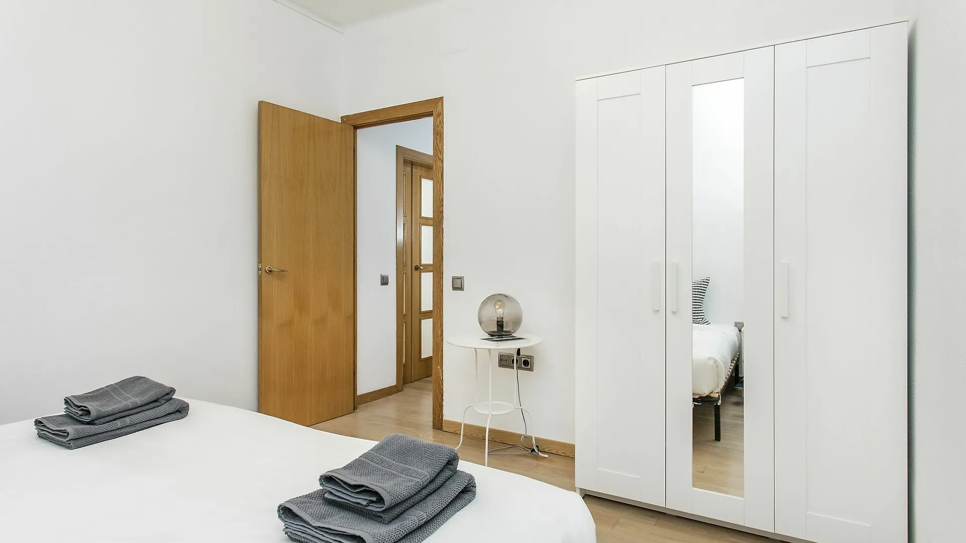 Apartment Beautiful Apt Next To The Sagrada Famila Barcelona